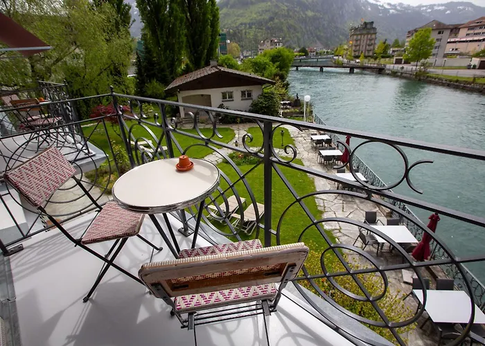 Boutique Hotel Bellevue Entrelagos