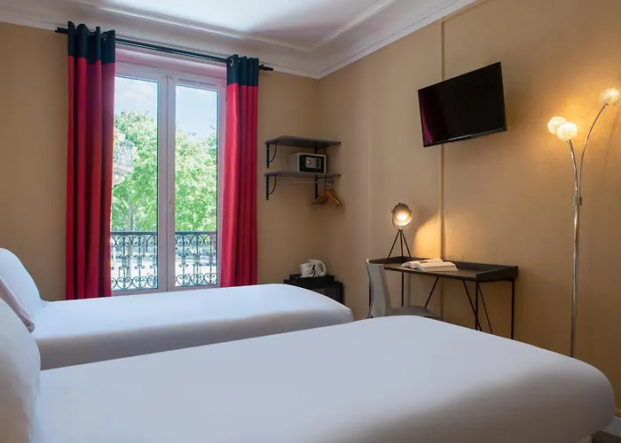 Hotel Coypel By Magna Arbor Parigi