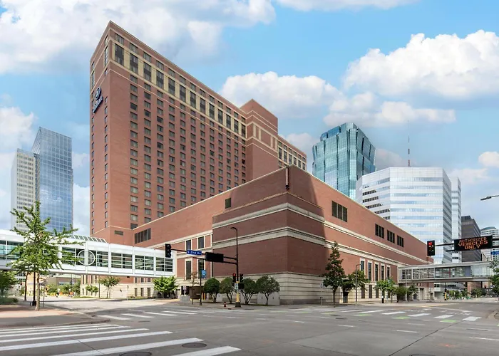 Hilton Minneapolis