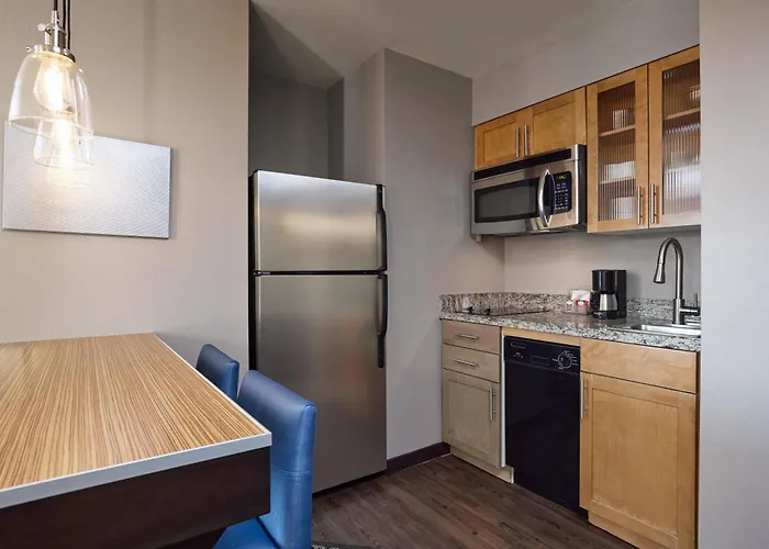 Hyatt House Seattle Bellevue Hotel
