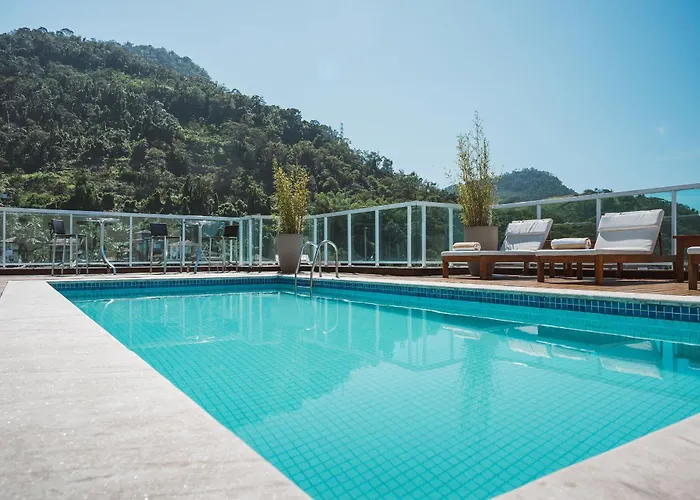 Hotéis centrais de Angra dos Reis 