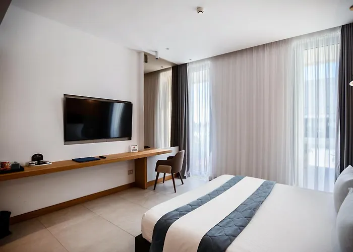 Empire Beach Resort Adults Only Dhërmi