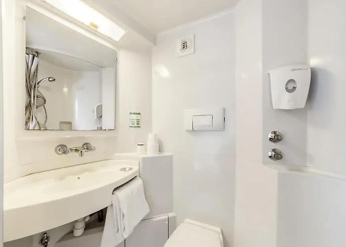 Hotel Mister Bed Chambray Les Tours