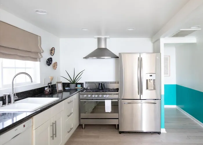 Cambria Beach Lodge