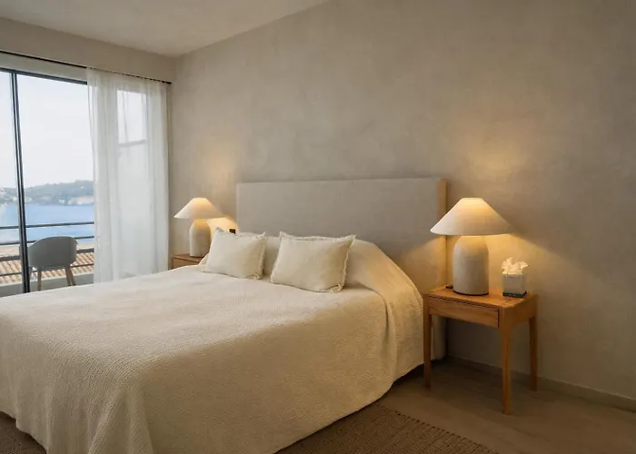 Hôtel Le Versailles Villefranche-sur-Mer