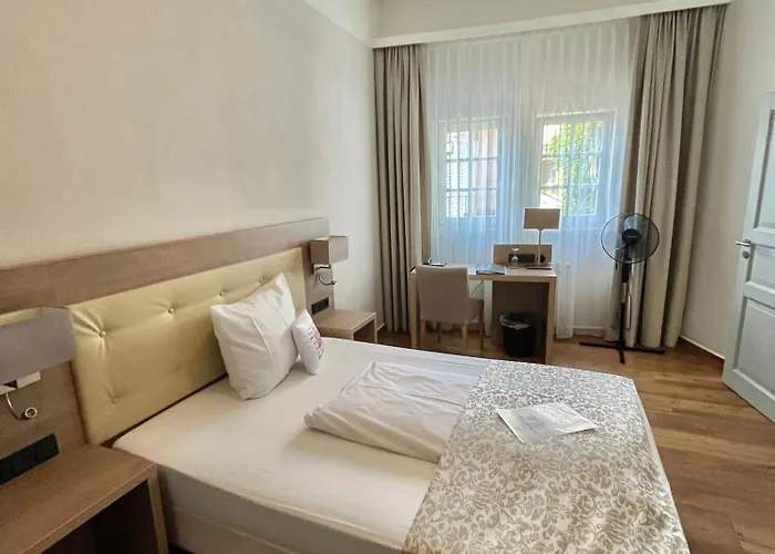 Hotel Doctor Weinstube Bernkastel-Kues