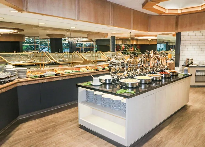 Hotel Ala Moana Honolulu By Mantra