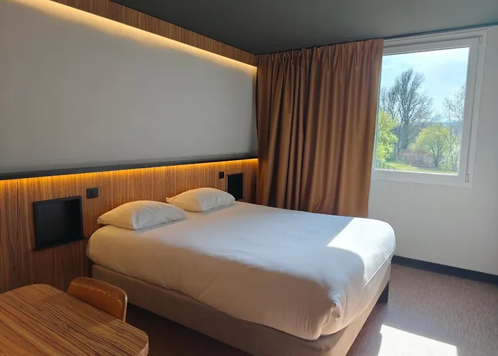 B&B HOTEL Clermont-Ferrand Nord Riom