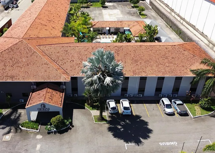 Hotéis centrais de Resende 