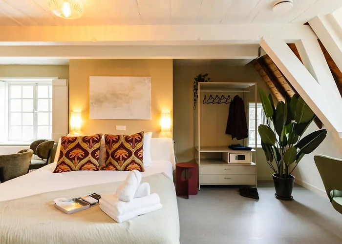 Brass Hotel