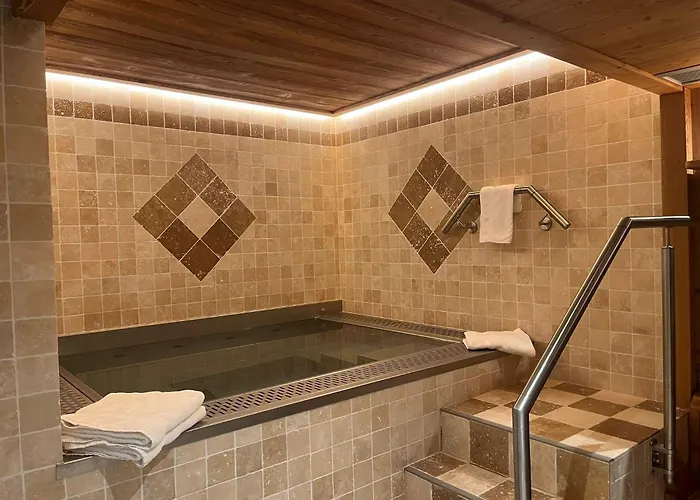 Hotel Logis La Croix-Saint-Maurice à Le Grand-Bornand