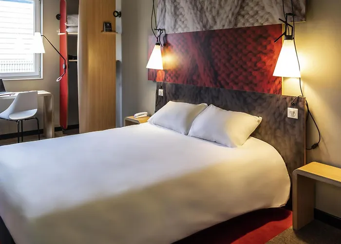 Ibis Moulins