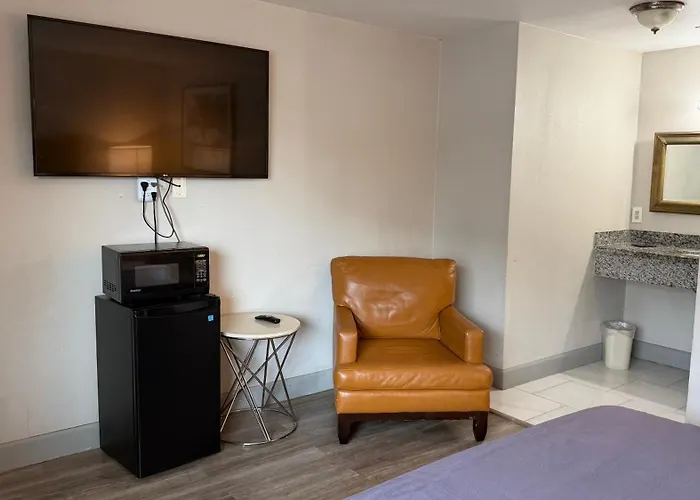 Harmony Inn And Suites