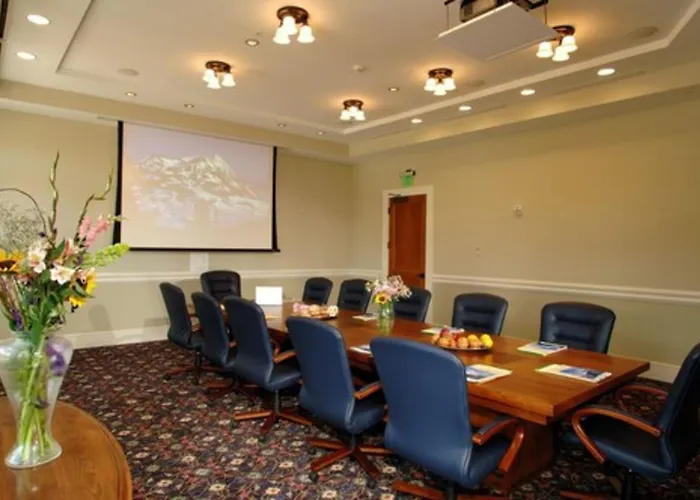 The Lodge At Mountaineer Square, A Vail Resorts Property Mount Crested Butte