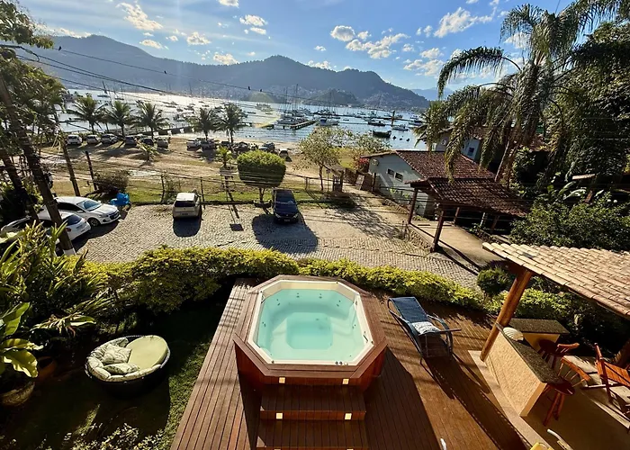 Hotéis centrais de Angra dos Reis 