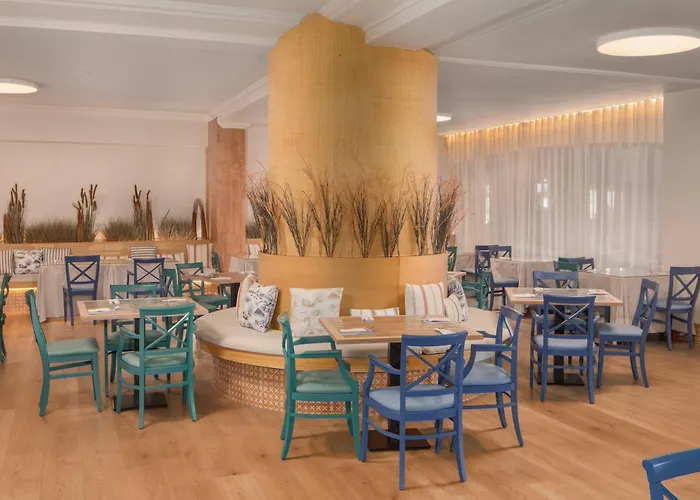 Hotel Montjoi By Brava Hoteles