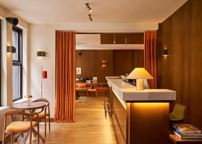 Latroupe Hotel Le Berger Saint-Gilles