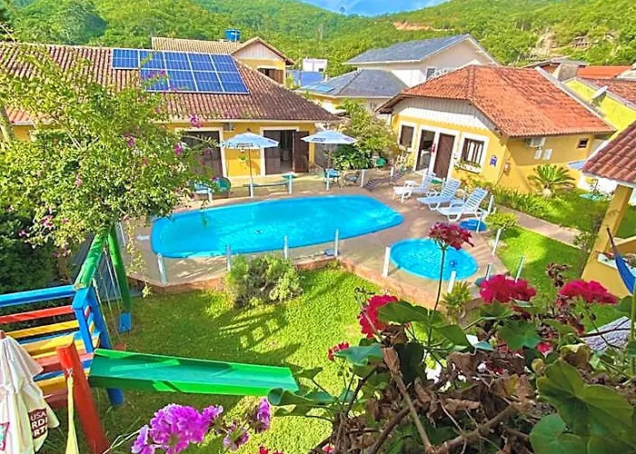 Hotéis centrais de Porto Belo 