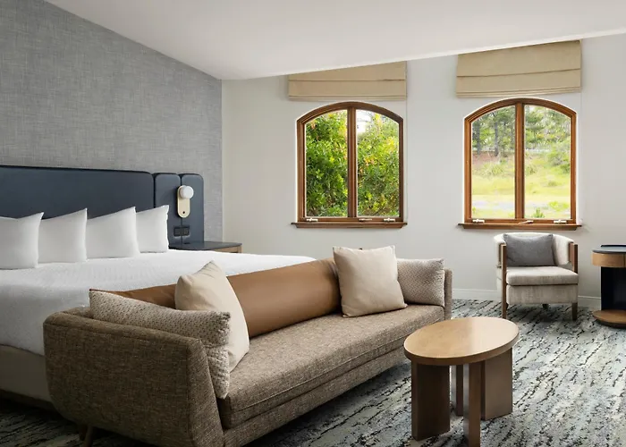 El Colibri Hotel & Spa Cambria