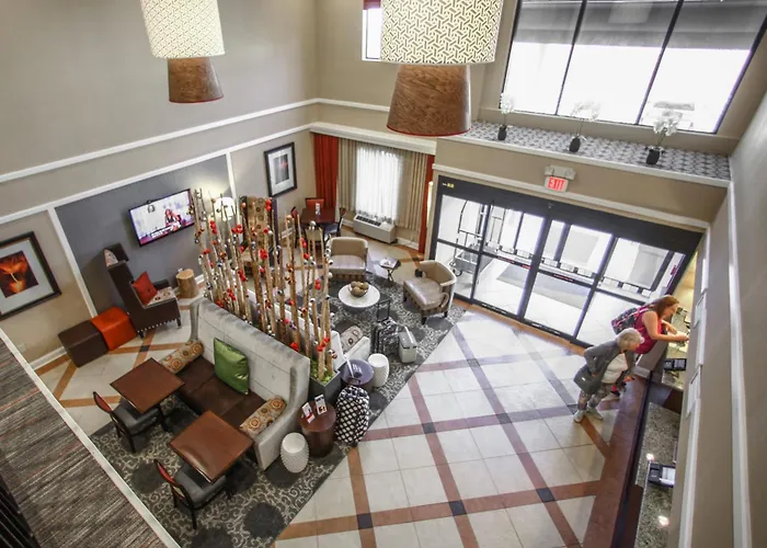 Holiday Inn Express Hotel & Suites - Atlanta/Emory University Area By Ihg Decatur