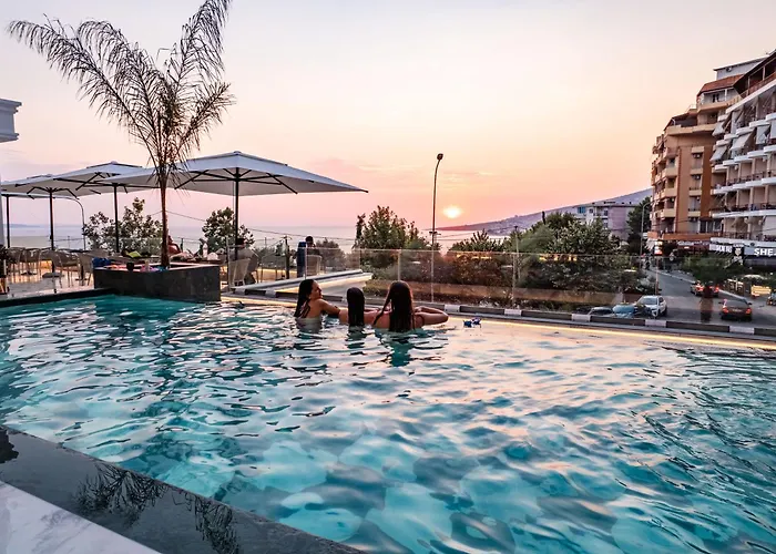 Hotel Oasis