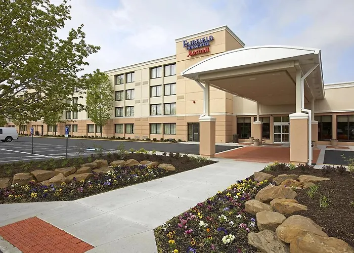 Fairfield Inn & Suites By Marriott Cleveland Beachwood