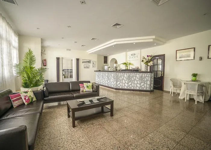 Hotel Oasis Familiar Jerez De Los Caballeros