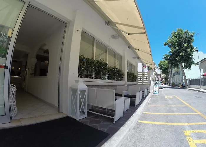 Hotel Astra