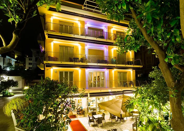 Hotel Villa Delibera Varazze