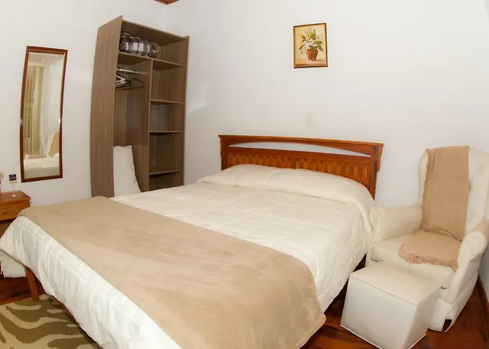 Hotéis centrais de São Bento do Sapucaí 