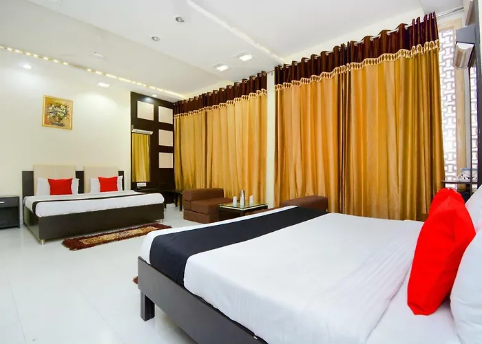 Capital O 4087 Hotel Akaal Residency Amritsar
