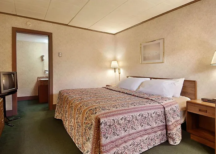 Aderi Hotel Lewisburg